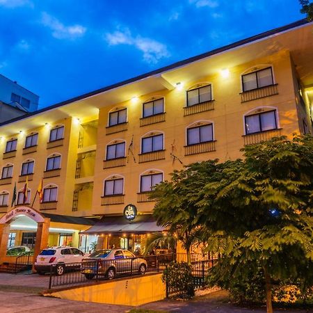 Hotel Pinares Plaza Pereira Εξωτερικό φωτογραφία