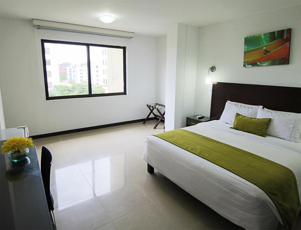 Hotel Pinares Plaza Pereira Εξωτερικό φωτογραφία