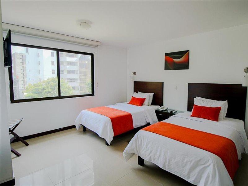 Hotel Pinares Plaza Pereira Εξωτερικό φωτογραφία