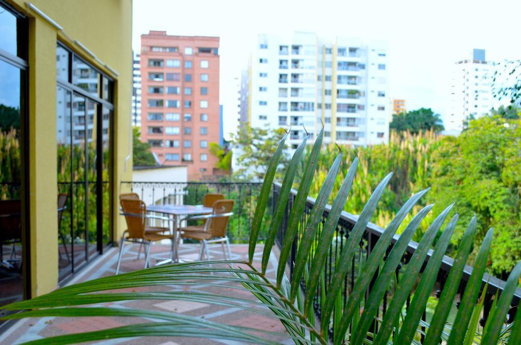 Hotel Pinares Plaza Pereira Εξωτερικό φωτογραφία
