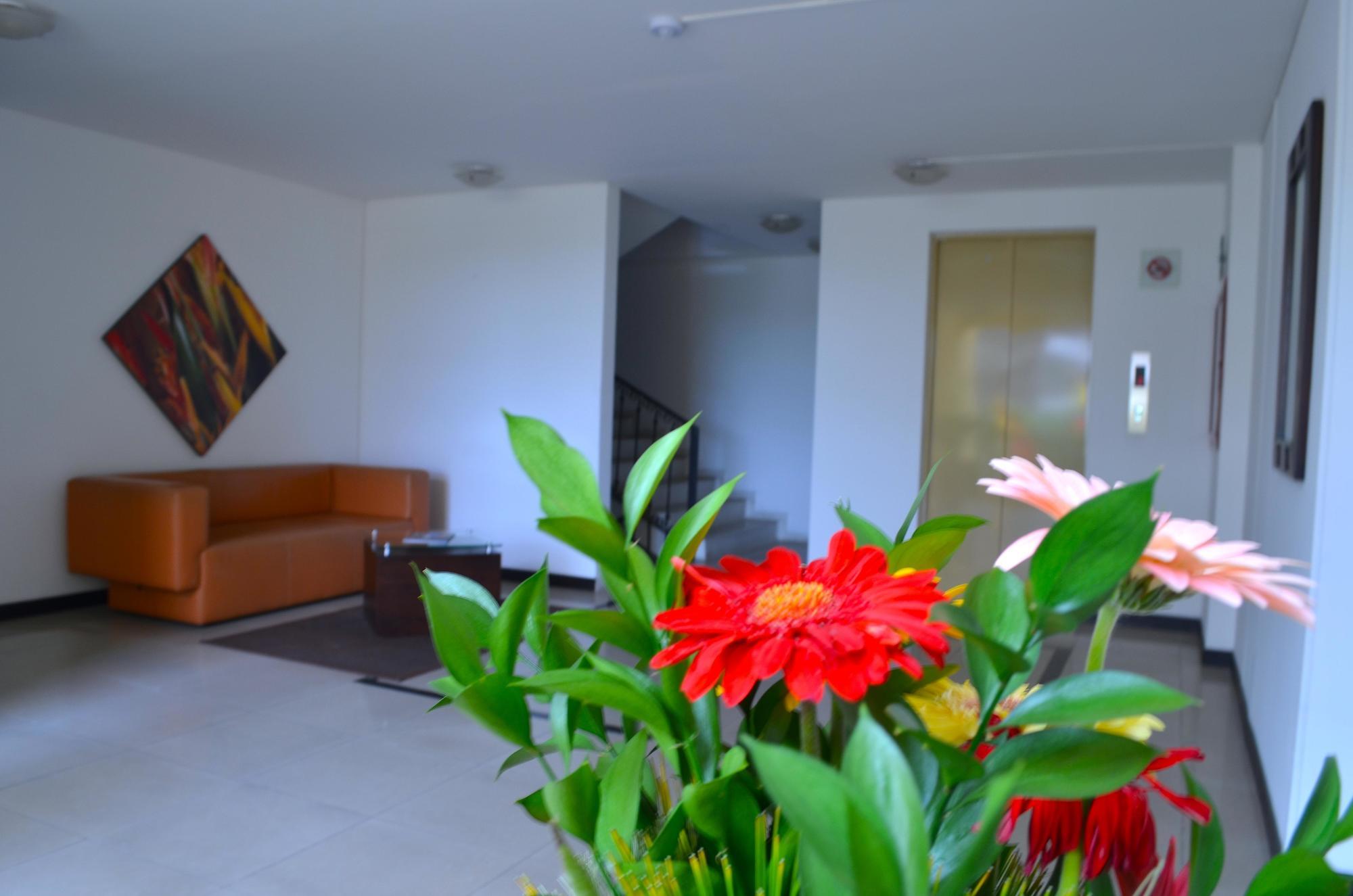 Hotel Pinares Plaza Pereira Εξωτερικό φωτογραφία